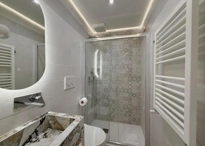 Luxe Vendégház Róma