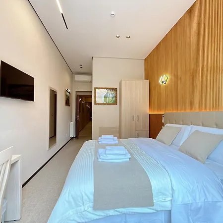 Luxe 4*